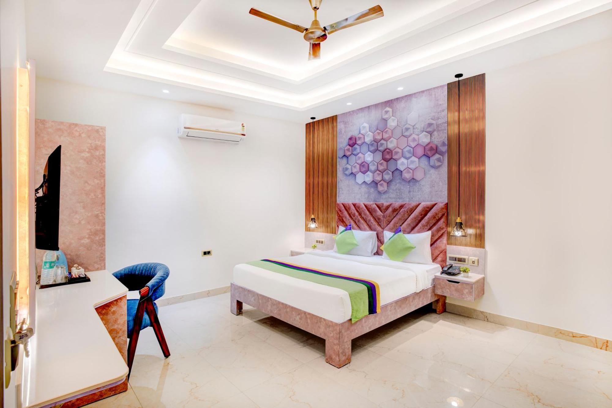Treebo Corporate Inn Noida Bagian luar foto