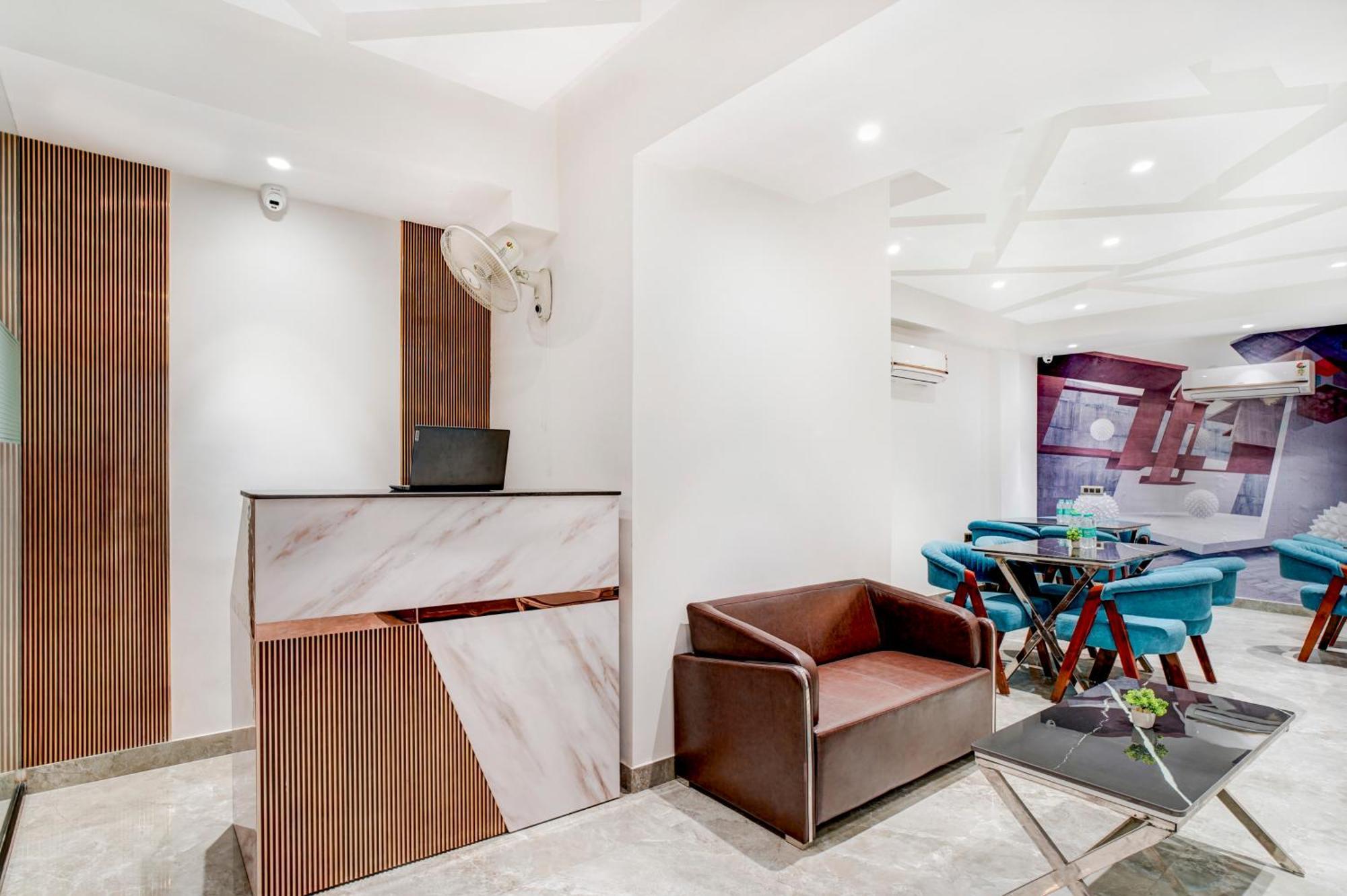 Treebo Corporate Inn Noida Bagian luar foto