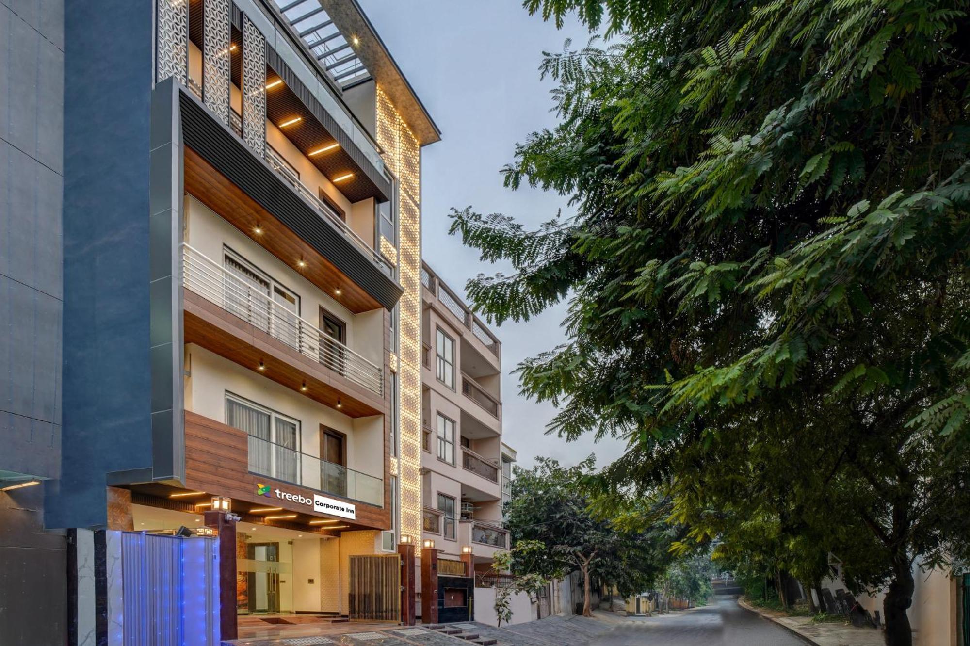 Treebo Corporate Inn Noida Bagian luar foto