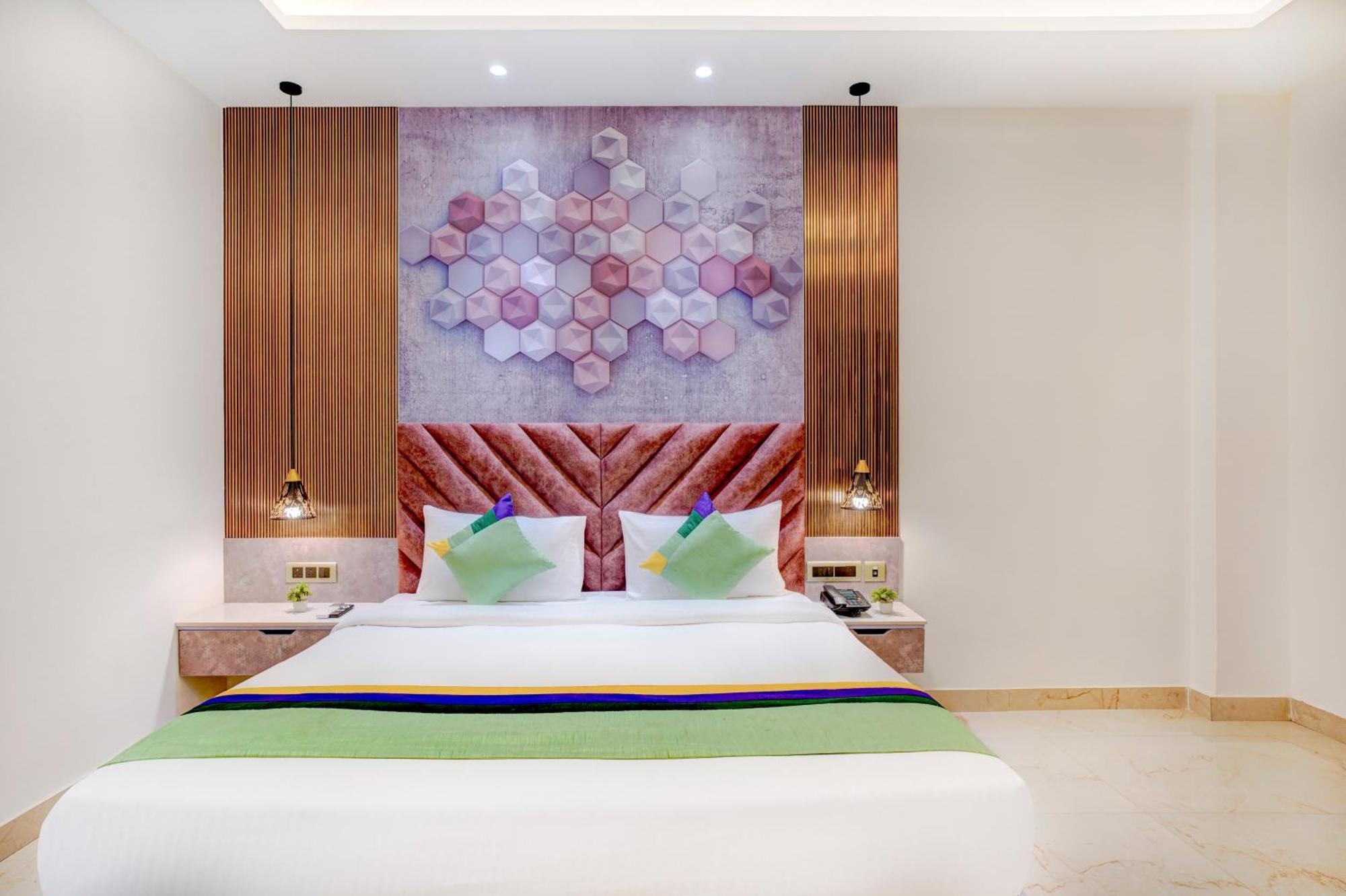 Treebo Corporate Inn Noida Bagian luar foto